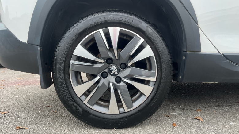 Peugeot 2008 1.2 PureTech Allure Premium 5dr [Start Stop] Petrol Estate